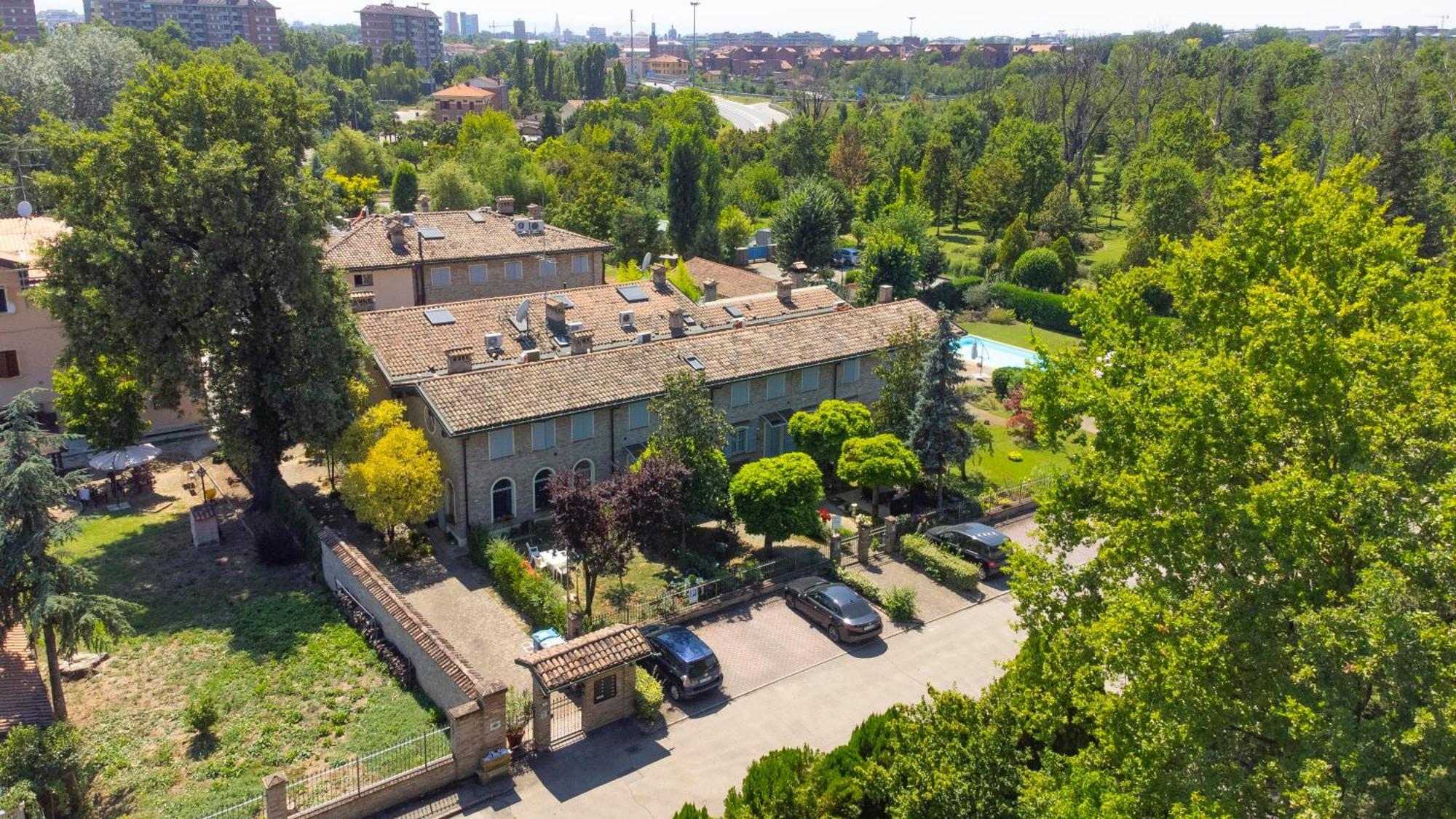 Antico Borgo * Modena